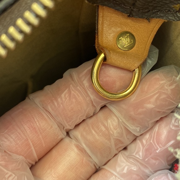 SOLD — Looping GM // Louis Vuitton - Picture 11 of 13